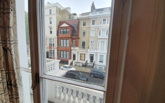 Studio Apartment in South Kensington 2
