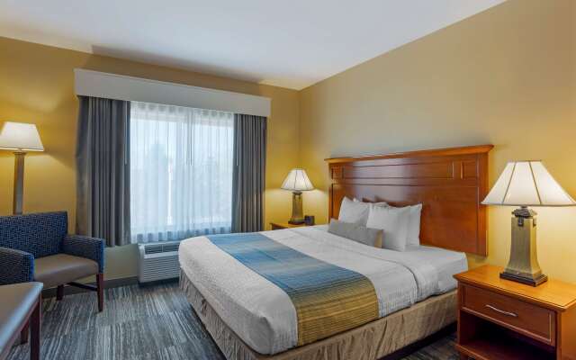 Best Western Plus University Park Inn & Suites