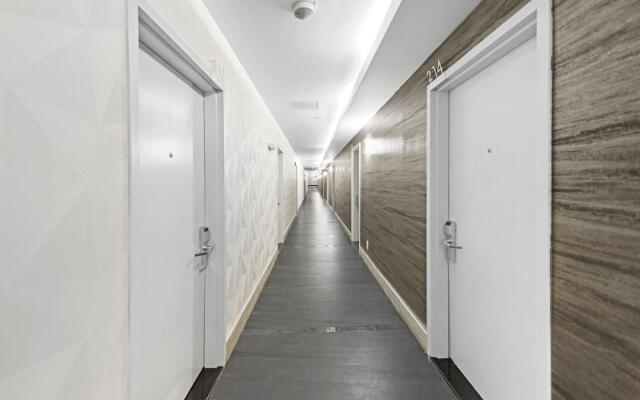 Casa Azul Hotel Blu JFK