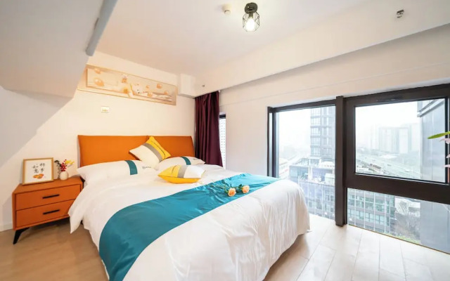 Shanghai Hills & Wanye Spacious Family Suites