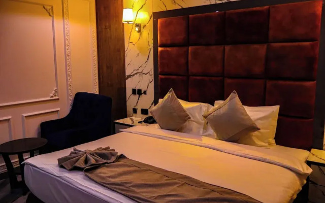 McDons Skye Hotel and Suites