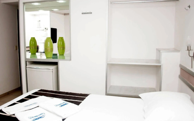 Tirol Praia Hotel