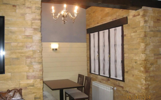 Hotel Entremontes
