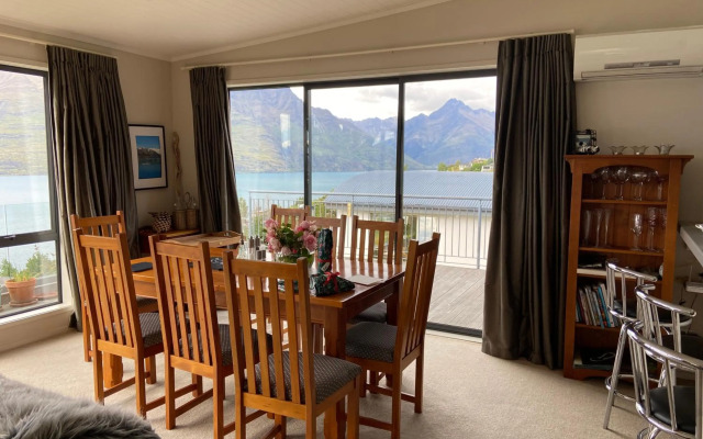 Queenstown Lake Panorama