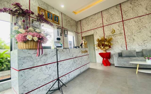 SS Hotel & Residence
