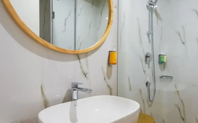 Bloom Hotel - Golf Course Road, Sector 43