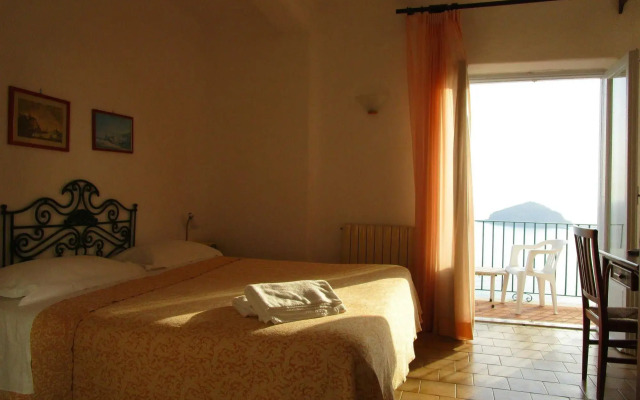 Hotel Villa al Mare
