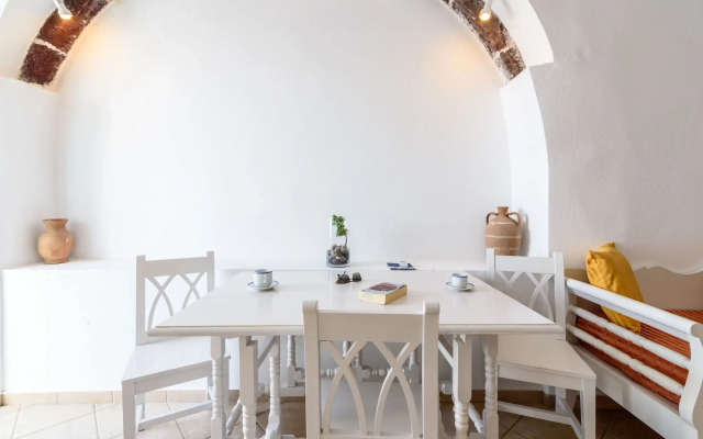 Ilioperato Traditional Apartments