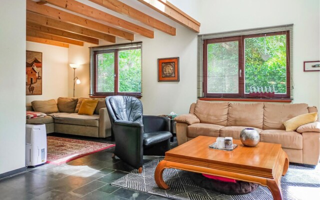 Awesome Home in Rekem-lanaken With Wifi and 2 Bedrooms