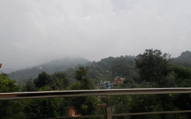 OYO 10820 Hotel Nature's View