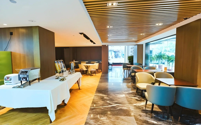 GYA Shanghai Jiangpu Hotel