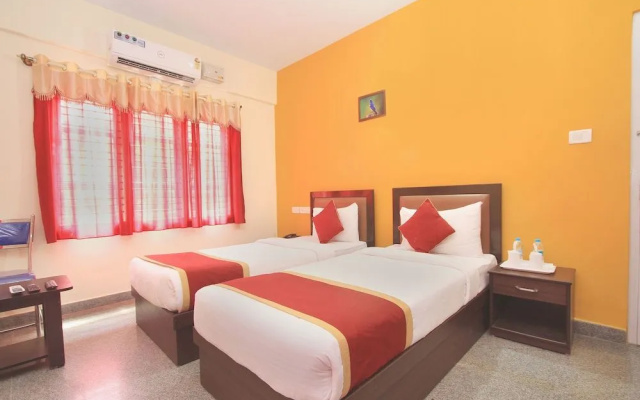 OYO 9748 Hotel Girgaon Palace