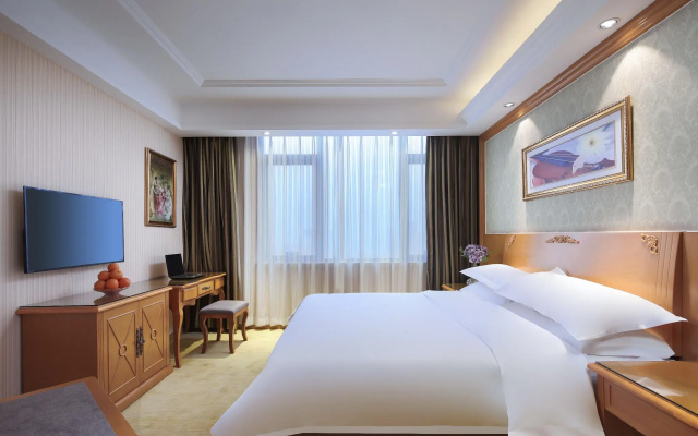 Vienna 3 Best Hotel (Nanchang Qingshan Lake) – Guest Rooms – Nanchang