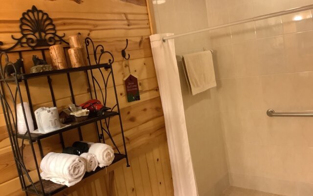 Nacoochee Valley Lodge