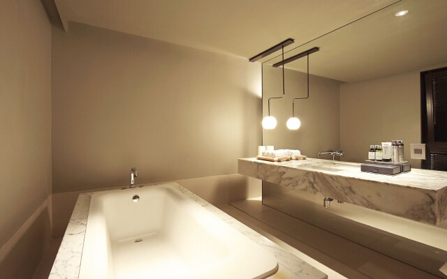 JS The Classic Hotel