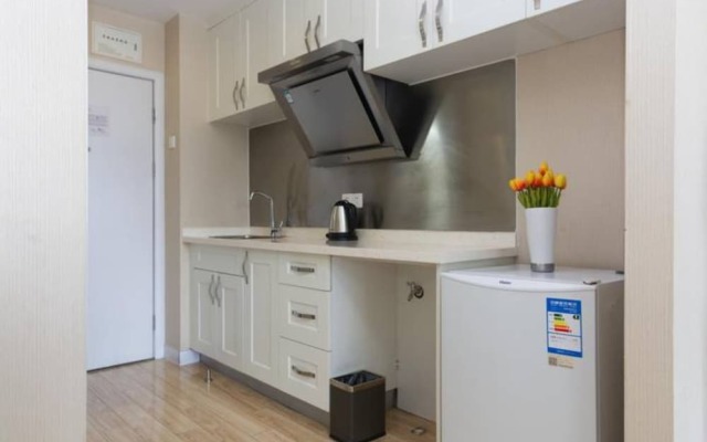 Shine Apartment