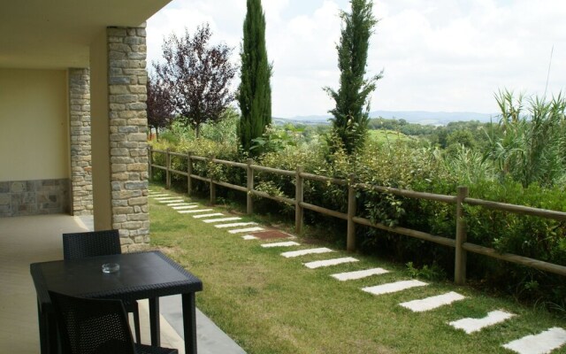 Modern Furnished Apartment With Air Conditioning In Chianti