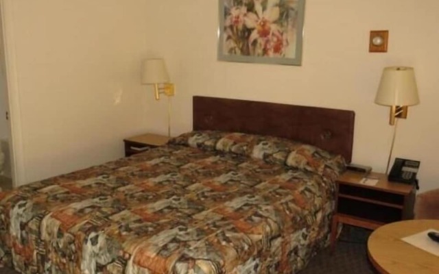 Skyline Motel