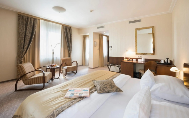 Devin Hotel