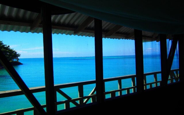 Lusia's Lagoon Chalets
