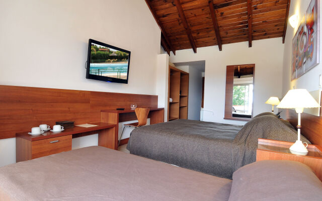 Pinares del Cerro Resort & Suites