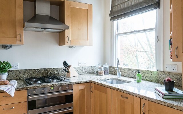 Lovely 1BR Near Beautiful Hampstead Heath