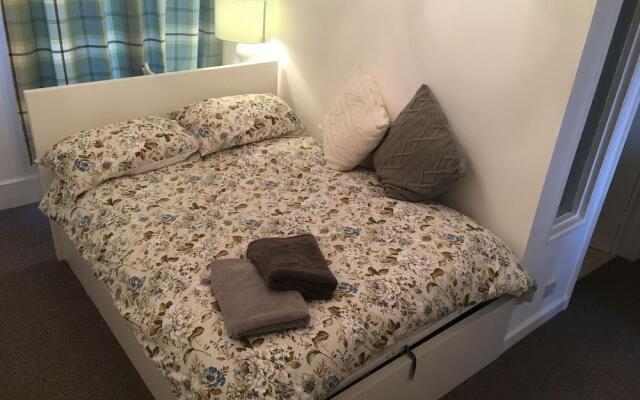 Moray Beachside Apartments