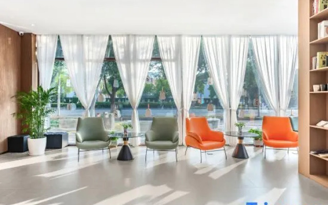 Xiushui Impression SCHOLARS HOTEL·SELECT (Huaqiao Jishan Subway Station)