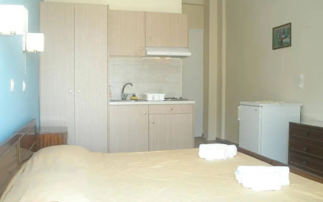 Tolon Beach Hotel