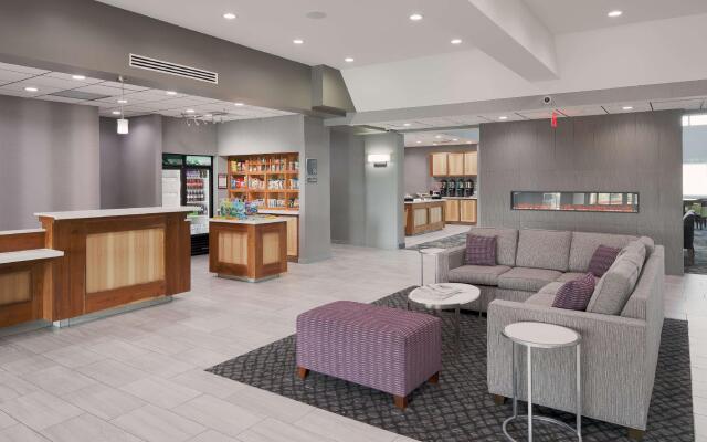 Homewood Suites by Hilton Topeka