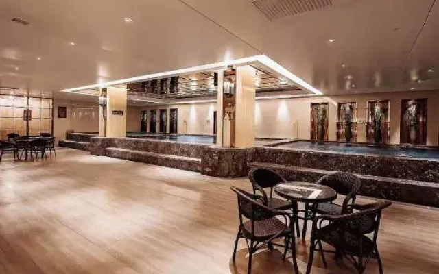 Xinwei Hot Spring Hotel