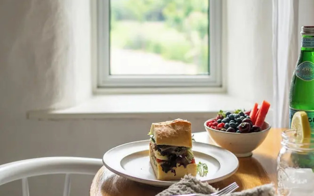 Owl's Nest Suites