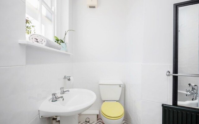 Stylish 1 Bedroom Flats Covent Garden