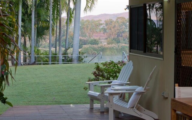 Bougainvillea Lodge Bed and Breakfast