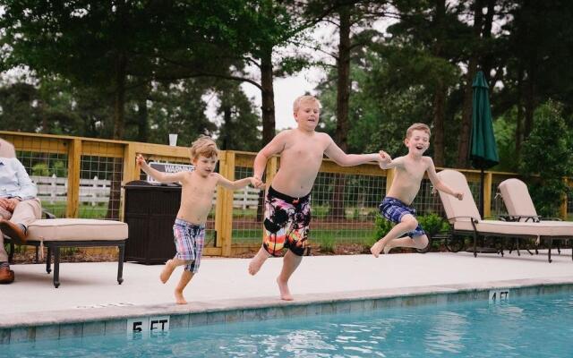 The Historic Hill House and Farm