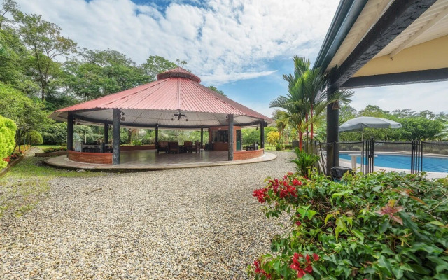 Hotel Adobe