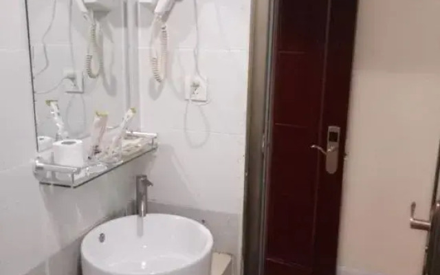Yali Hostel