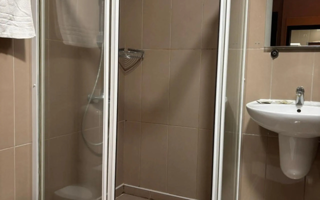 Escale Hotel