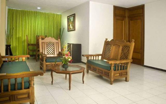 Estanza Hotel & Suites