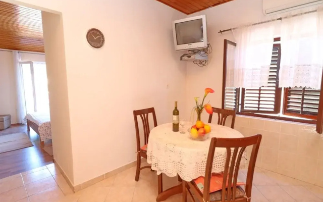 Apartments Peselj-studio Apartment With Balcony and Sea View