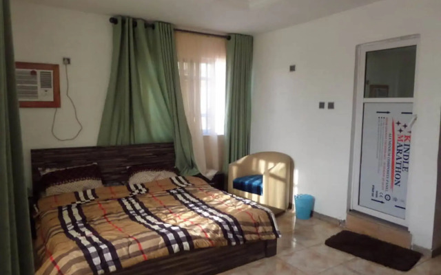 X Garden Hotel & Suites