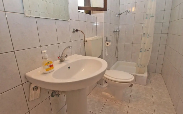 Apartment 1095
