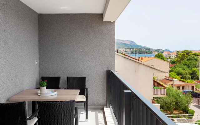 Villa Mare's 2