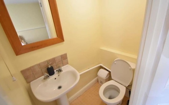 Relaxing Holiday Home in Sheffield near Botanical Garden