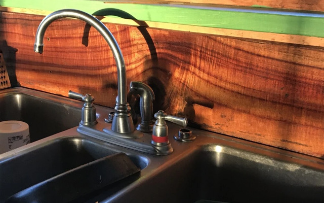 Sweet Spot Stay - Tikis and Treetops