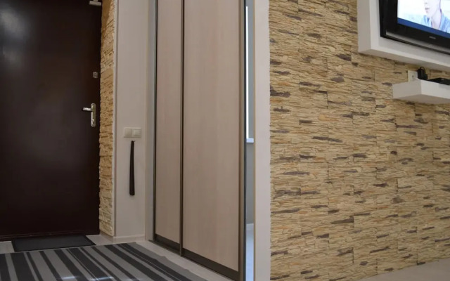 Townhouse Park & House