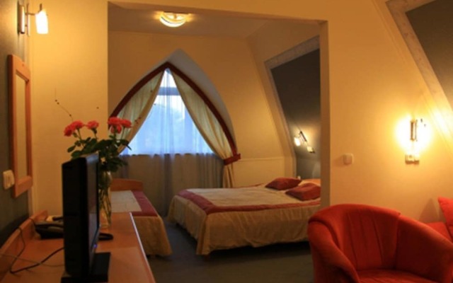 Hotel Négy Évszak