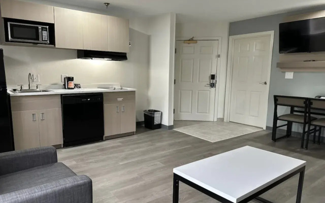 MainStay Suites Columbia Harbison