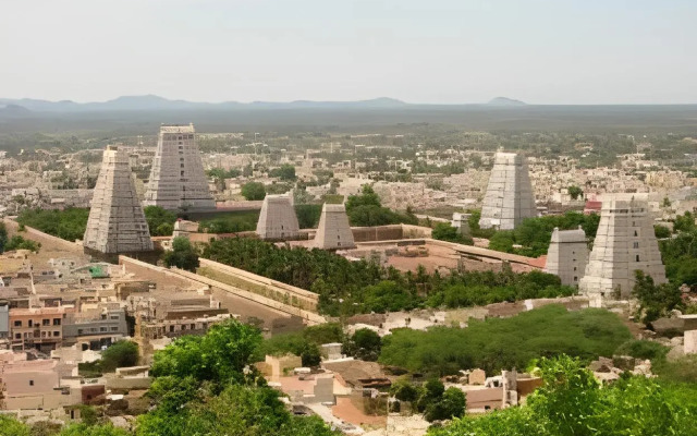 Hotel Rajadhane