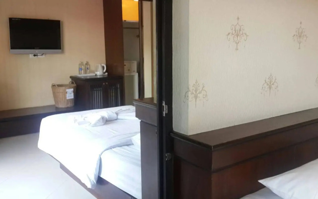 Rayaburi Hotel Patong